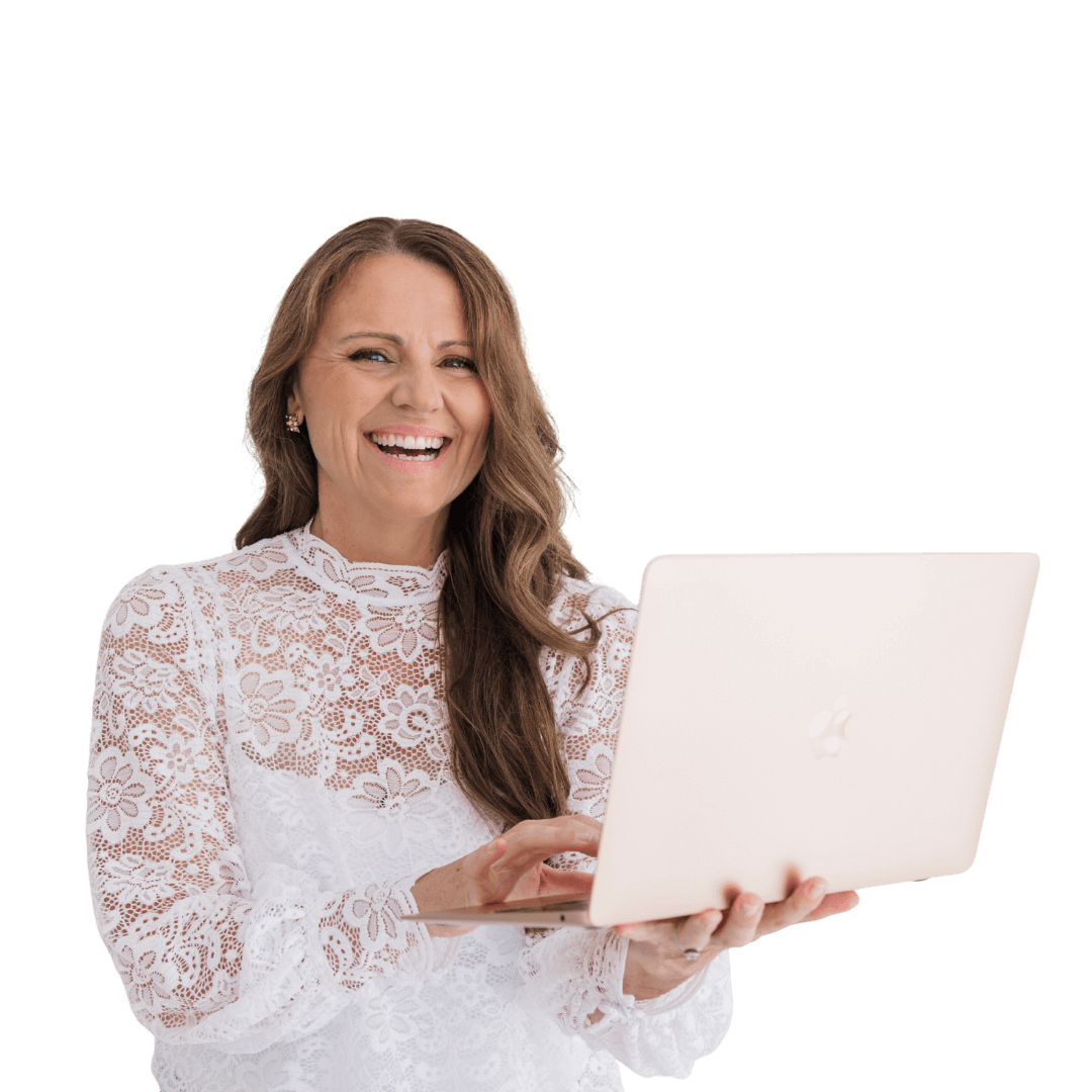 Paula Maidens On laptop (1)